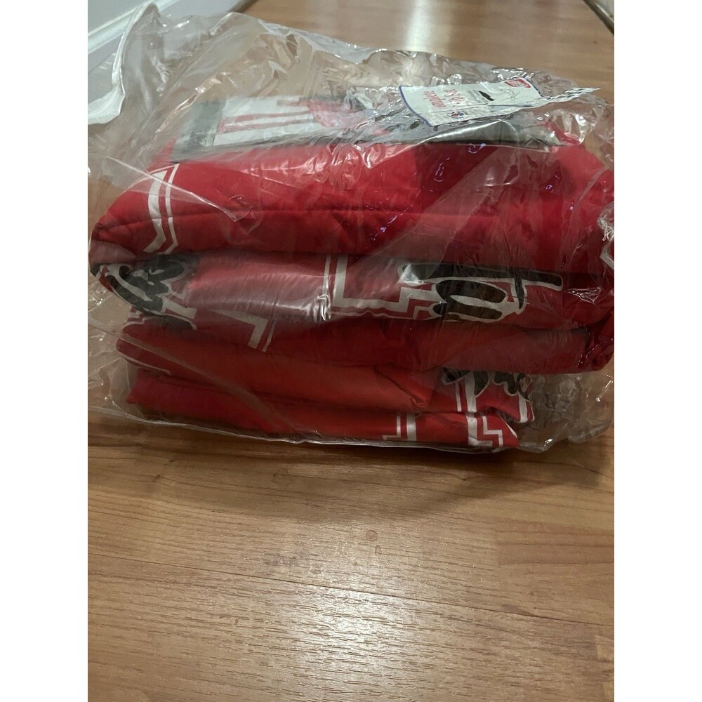 Nebraska Huskers 3 Piece Baby Crib Set - Picture 9 of 12